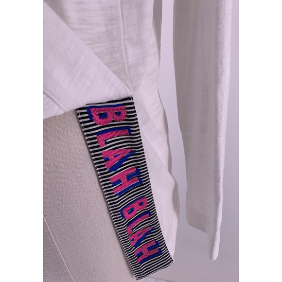 Lisa Todd White Embroidered "Blah Blah" Long Sleeve V-Neck Top Women's Small - Picture 6 of 12